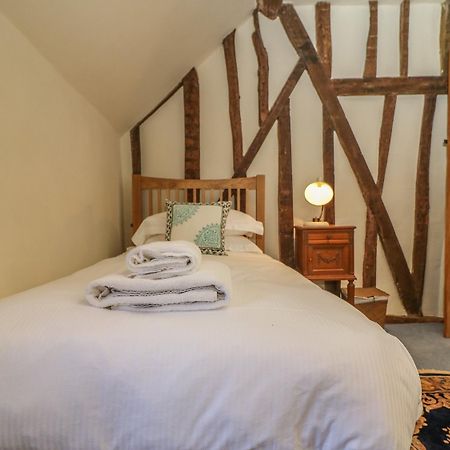 Bull Cottage Burford Bagian luar foto