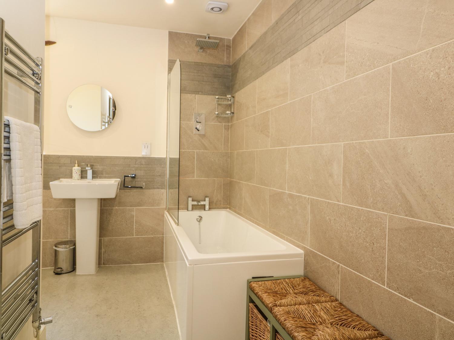 Bull Cottage Burford Bagian luar foto