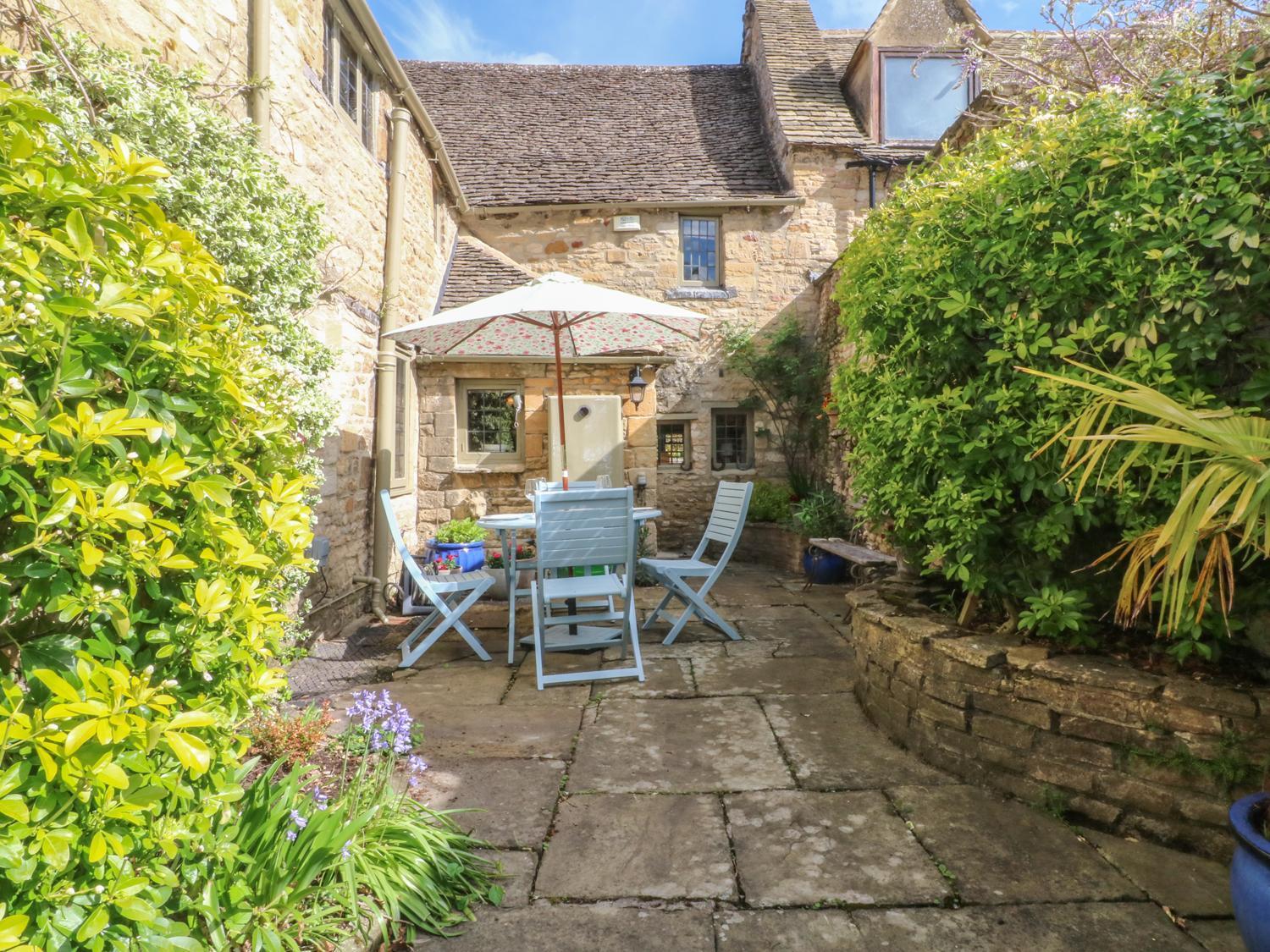 Bull Cottage Burford Bagian luar foto