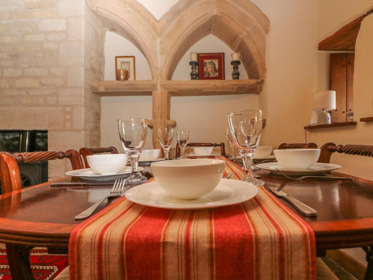 Bull Cottage Burford Bagian luar foto